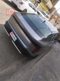 كيا K4
